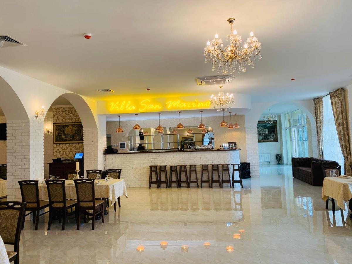 Villa San Marino Ворзель Экстерьер фото