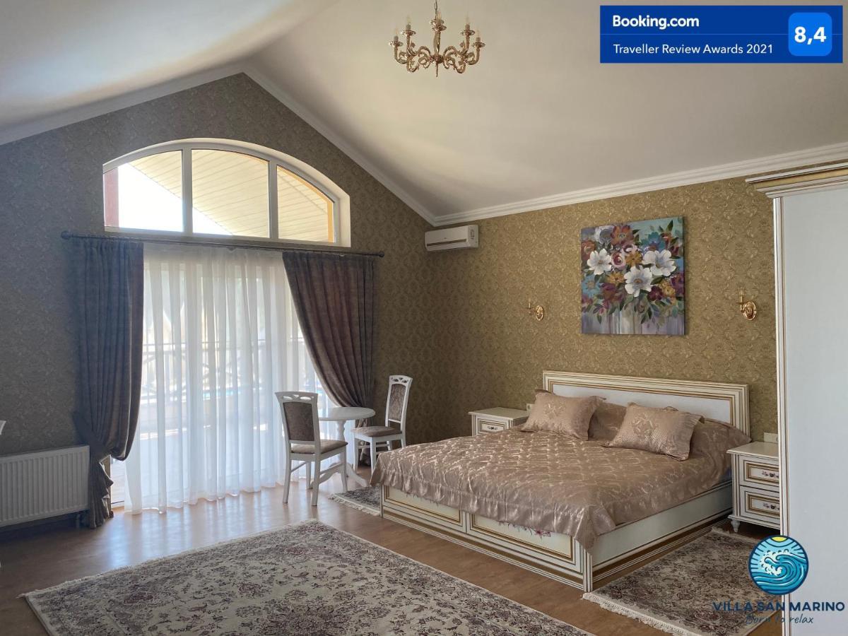Villa San Marino Ворзель Экстерьер фото