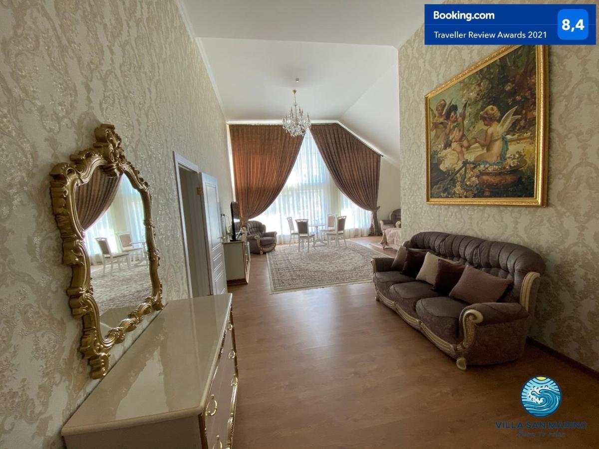 Villa San Marino Ворзель Экстерьер фото